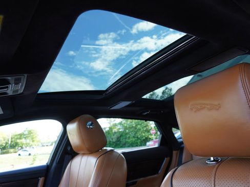 Used 2013 Jaguar XJ L Portfolio AWD/4WD image 13