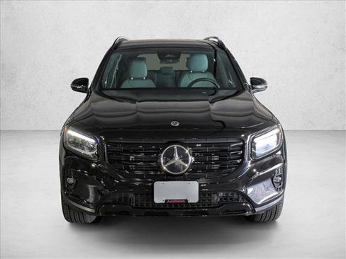 Used 2026 Mercedes-Benz GLB 250 image 5