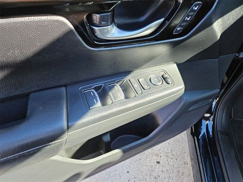 Used 2025 Honda CR-V EX-L image 15