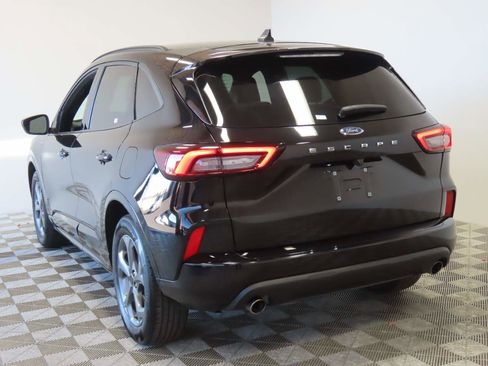 Used 2024 Ford Escape ST-Line image 3