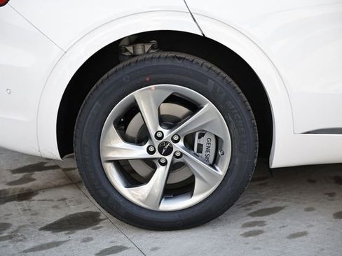 New 2026 Genesis GV70 2.5T Advanced image 5