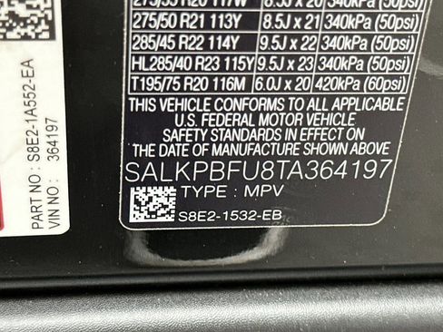 New 2026 Land Rover Range Rover Long Wheelbase SE AWD/4WD image 19