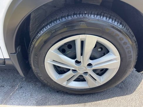 Used 2025 Nissan Kicks Play S FWD image 30