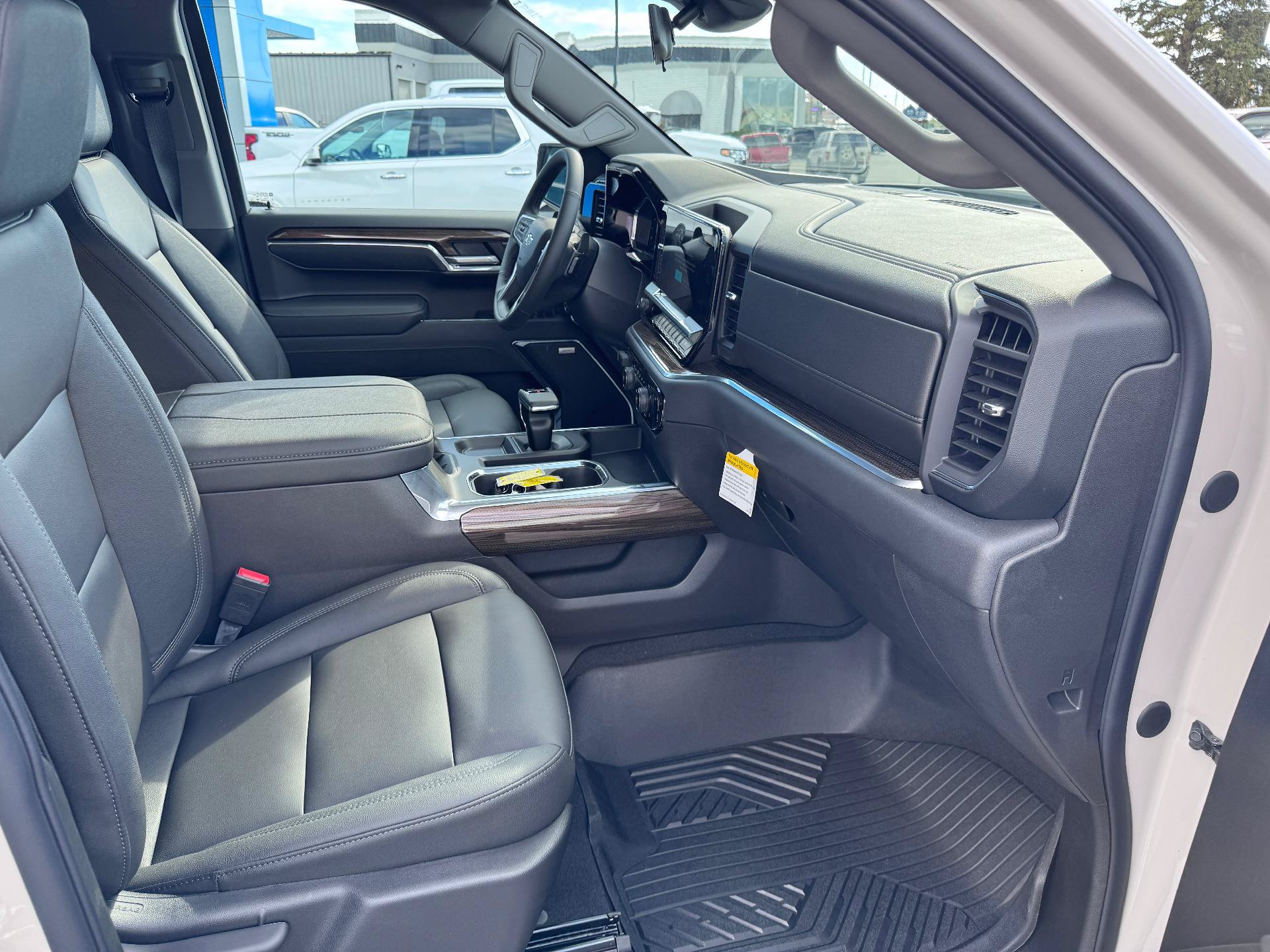 New 2026 Chevrolet Silverado 1500 RST w/ RST All Star Premium Package AWD/4WD image 16