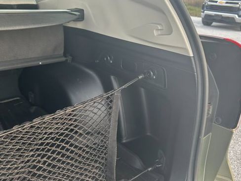 Used 2020 Subaru Forester Limited image 14