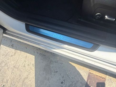 Used 2023 BMW 330i Sedan w/ Convenience Package image 17