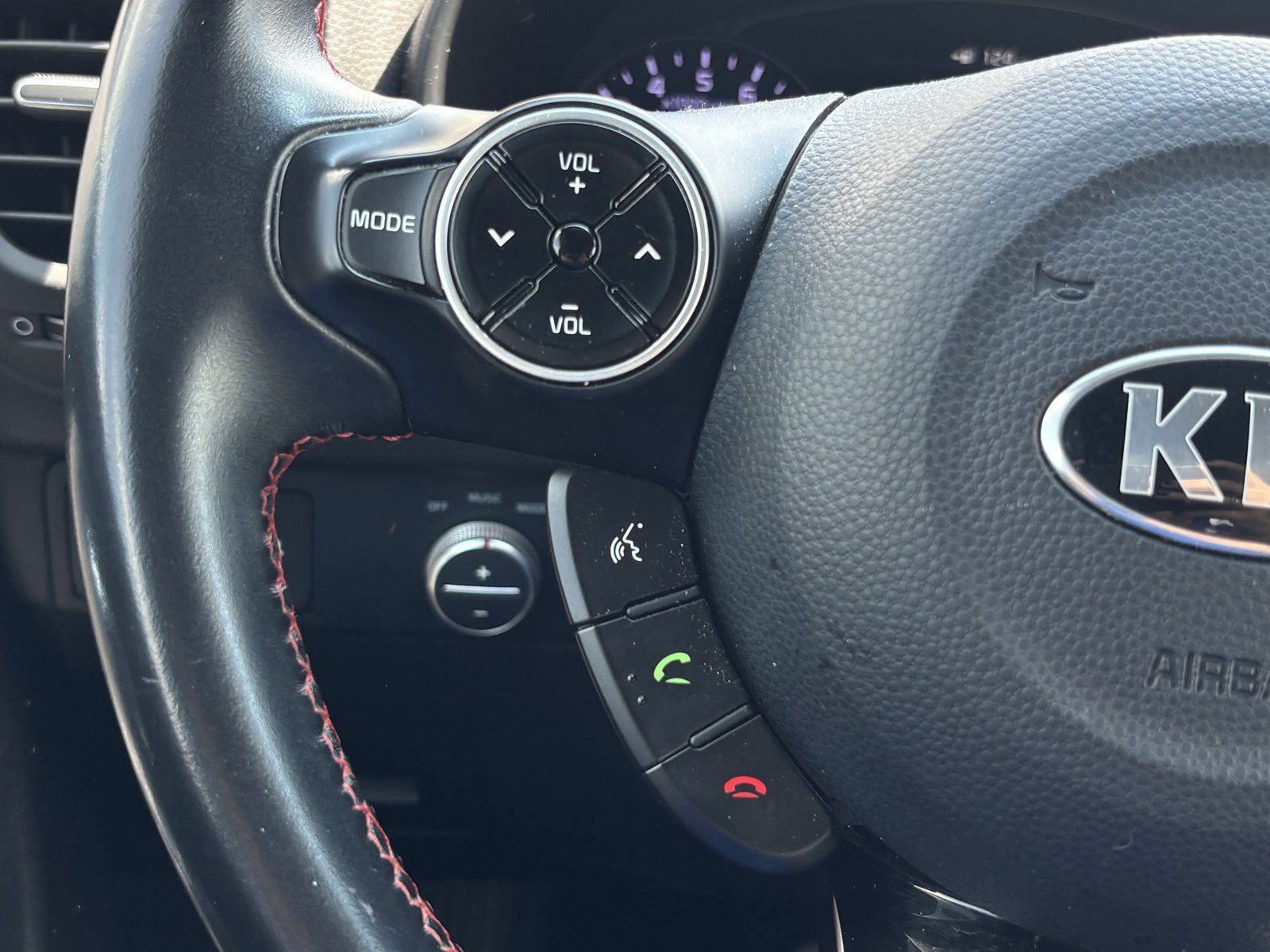 Used 2018 Kia Soul + FWD image 21