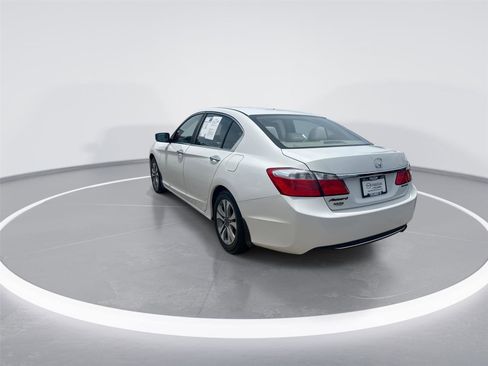 Used 2013 Honda Accord LX image 6