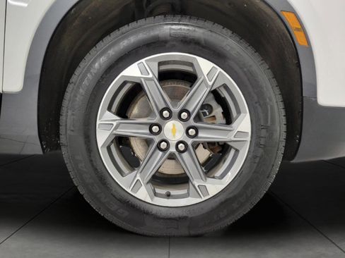 Used 2024 Chevrolet Blazer LT w/ Convenience Package image 3