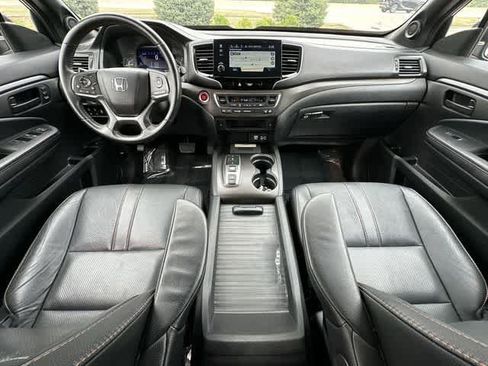 Used 2022 Honda Passport TrailSport image 21