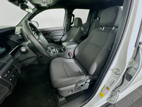 Used 2024 Toyota Tacoma SR RWD image 13