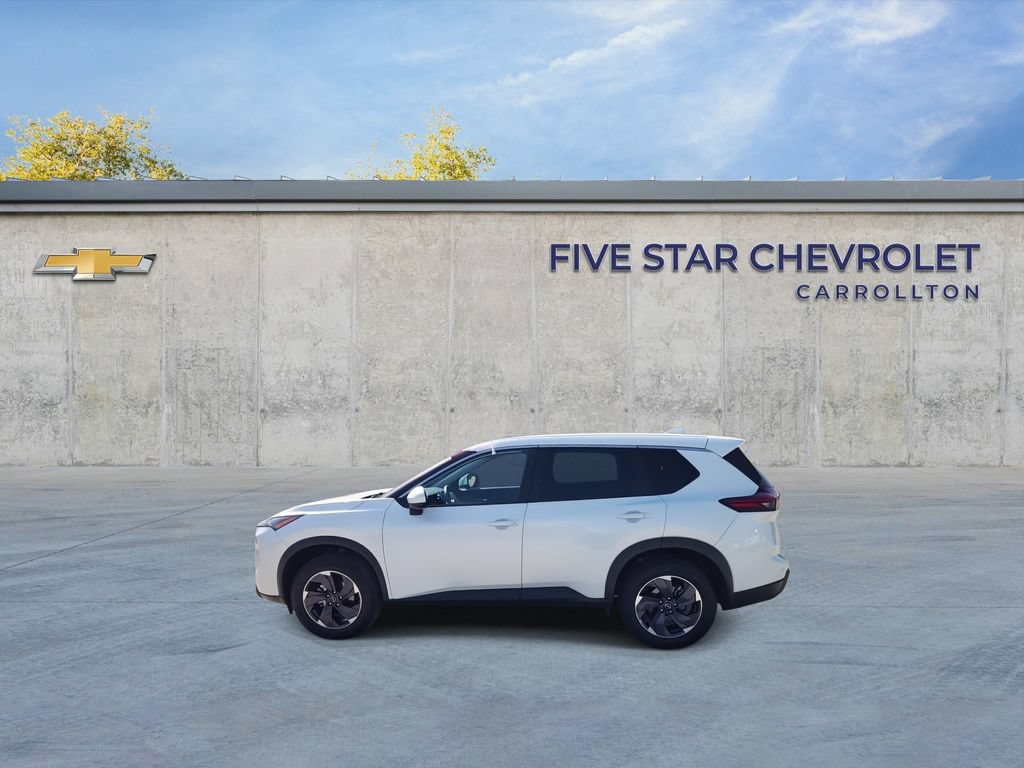 Used 2024 Nissan Rogue SV FWD image 6