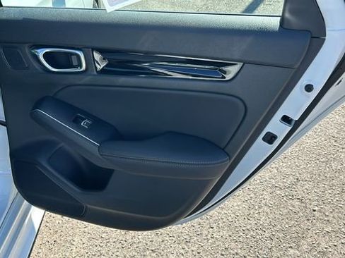 Used 2024 Honda Civic Touring image 12