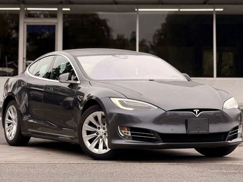 Used 2016 Tesla Model S 75 image 2