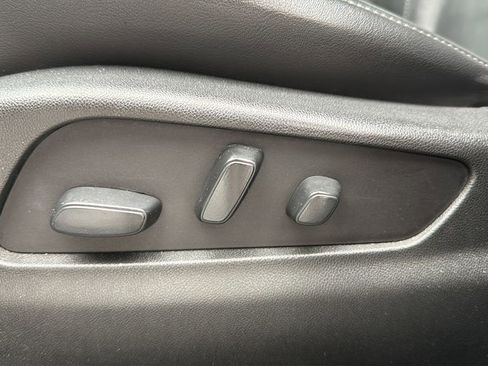 Used 2021 Cadillac XT4 Premium Luxury w/ Driver Awareness Package image 15