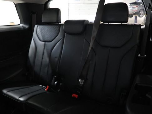 Used 2025 Hyundai Palisade SEL FWD image 33