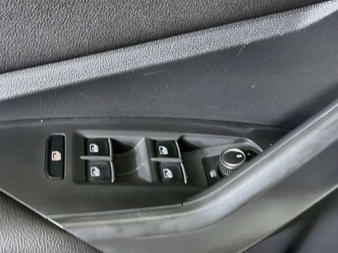 Used 2021 Volkswagen Jetta S FWD image 18
