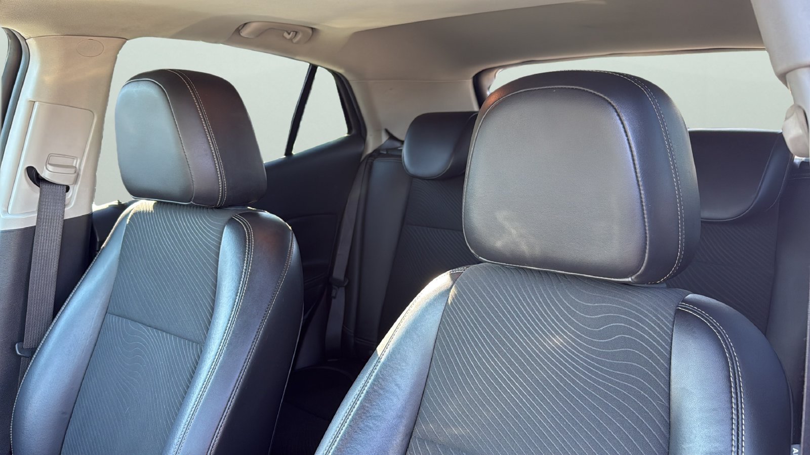 Used 2013 Buick Encore Convenience FWD image 7