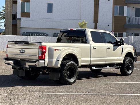 Used 2017 Ford F350 Lariat w/ Tow Technology Bundle AWD/4WD image 4