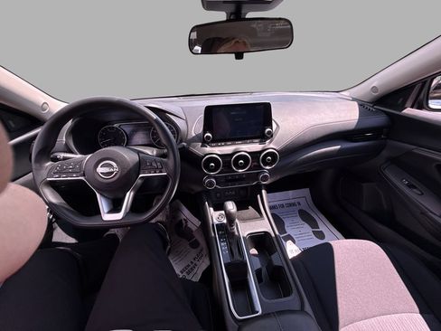 Used 2025 Nissan Sentra SV FWD image 13