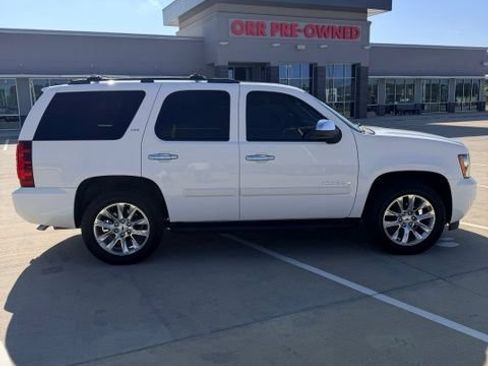 Used 2007 Chevrolet Tahoe LTZ w/ LTZ Preferred Equipment Group RWD image 3