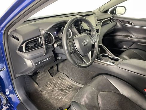 Used 2023 Toyota Camry XLE w/ Navigation Package image 3