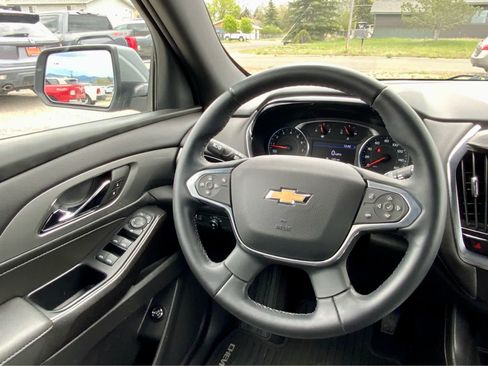 Used 2023 Chevrolet Traverse LT w/ Rear Camera Mirror Package AWD/4WD image 38