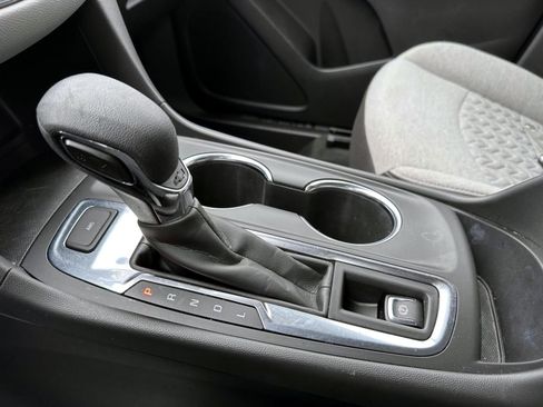 Used 2023 Chevrolet Equinox LS w/ LS Convenience Package AWD/4WD image 26