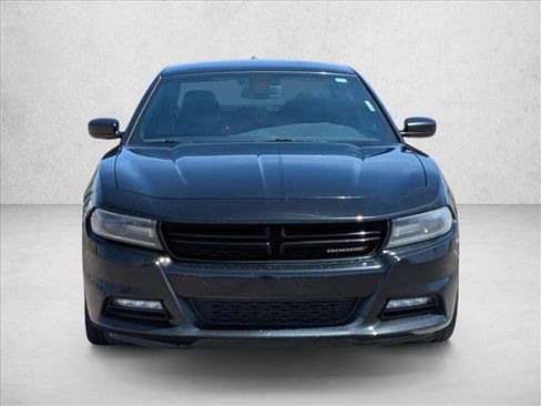 Used 2018 Dodge Charger R/T RWD image 2