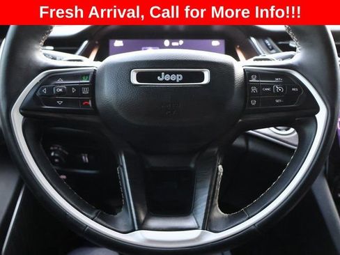 Used 2022 Jeep Grand Cherokee L Limited image 32