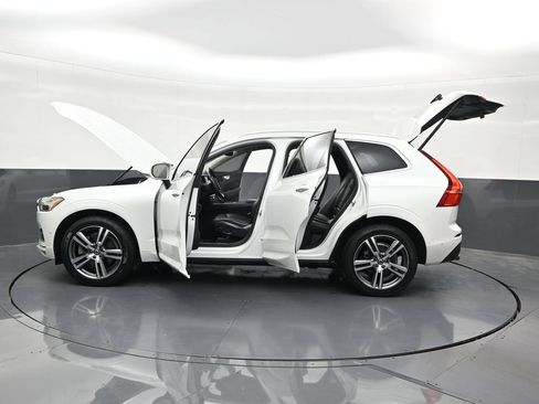 Used 2018 Volvo XC60 T6 Momentum w/ Advanced Package AWD/4WD image 32