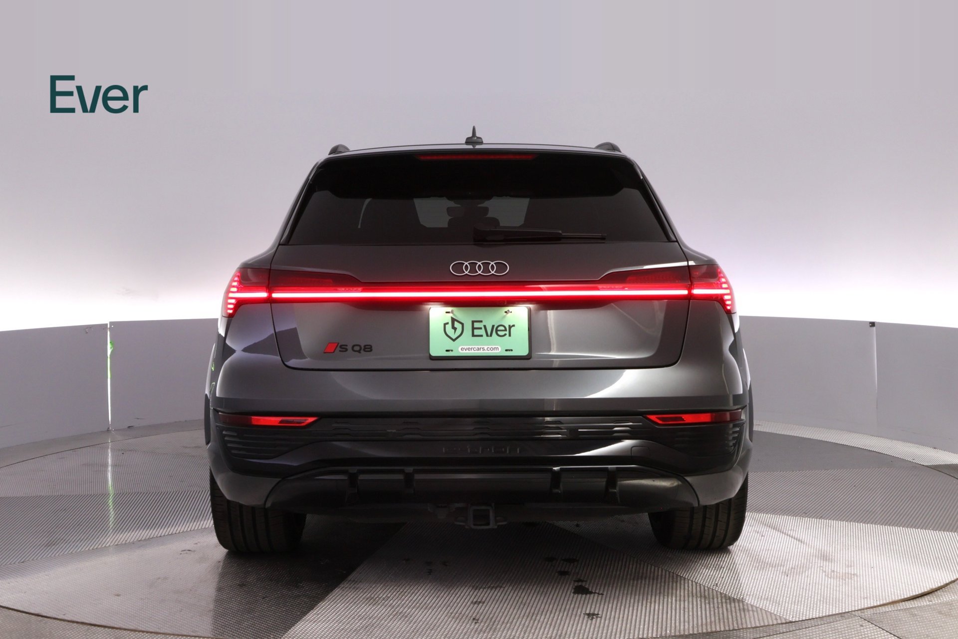 Used 2024 Audi SQ8 e-tron Premium Plus w/ Black Optic Package AWD/4WD image 15