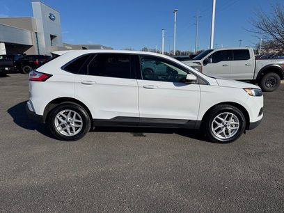 Used 2024 Ford Edge SEL w/ Convenience Package