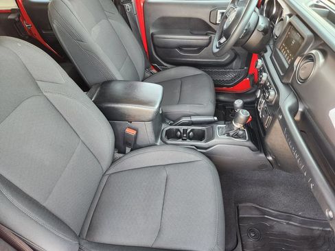 Used 2022 Jeep Wrangler Unlimited Sport AWD/4WD image 14