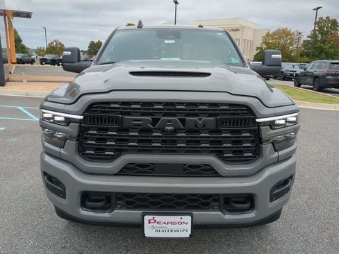 New 2026 RAM 2500 Limited AWD/4WD image 9