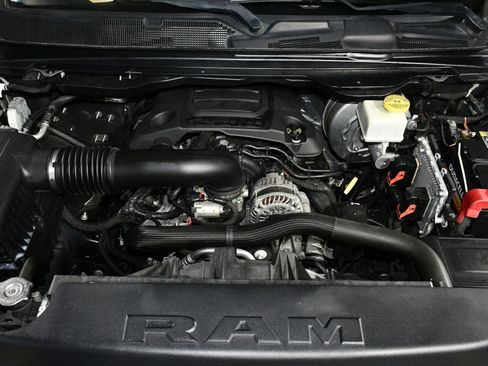 Used 2019 RAM 1500 Big Horn image 93