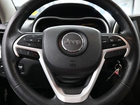 Used 2016 Jeep Cherokee Sport AWD/4WD image 23
