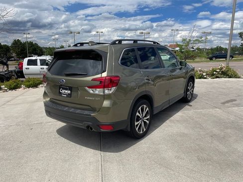 Used 2023 Subaru Forester Limited AWD/4WD image 8