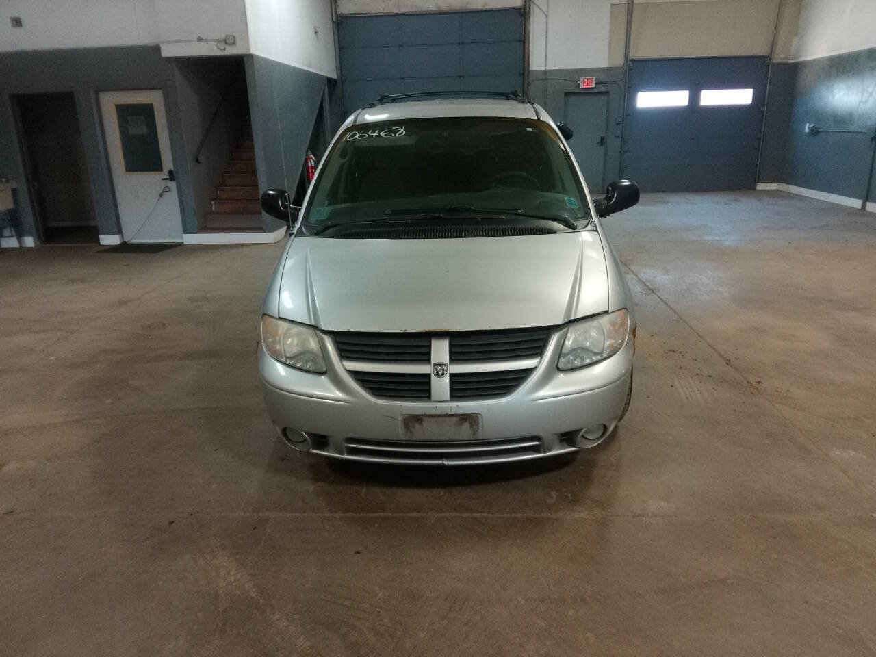 Used 2005 Dodge Grand Caravan SXT FWD image 7