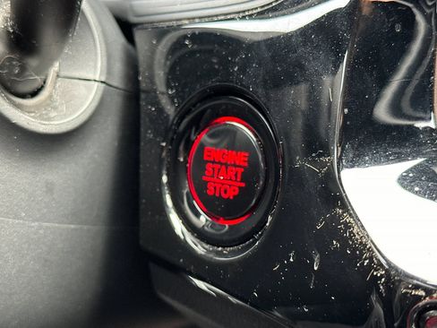 Used 2024 Honda Civic Sport image 33