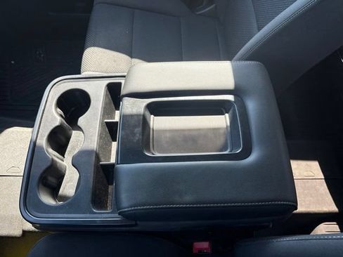Used 2018 Chevrolet Silverado 2500 LT w/ LT Convenience Package AWD/4WD image 20