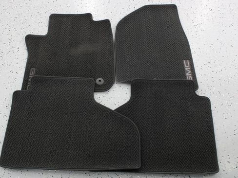 Used 2021 GMC Yukon Denali w/ Denali Premium Package image 93