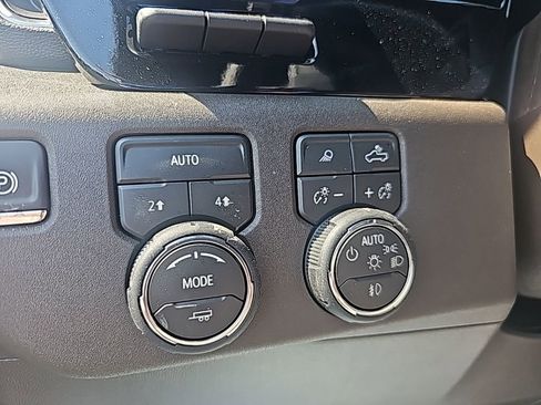 New 2026 Chevrolet Silverado 1500 LTZ w/ LTZ Premium Package AWD/4WD image 22