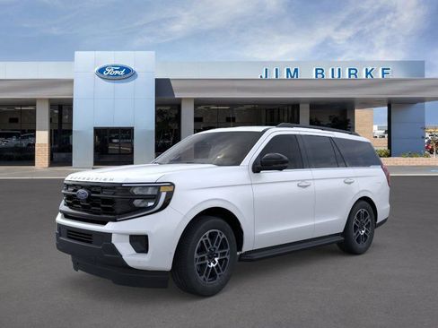 New 2026 Ford Expedition Active image 1