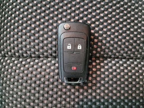 Used 2017 Chevrolet Equinox LS image 32