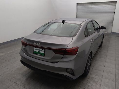 Used 2024 Kia Forte LXS FWD image 7