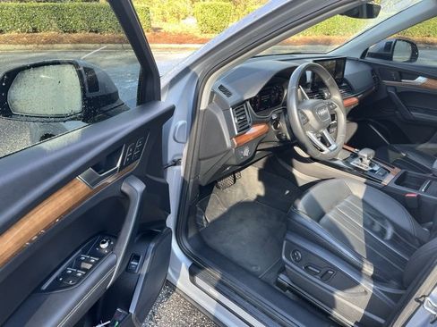 Used 2021 Audi Q5 Premium Plus image 4