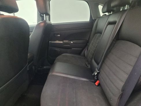 Used 2024 Mitsubishi Outlander Sport SE image 18