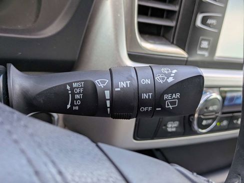 Used 2019 Toyota Highlander Limited AWD/4WD image 36