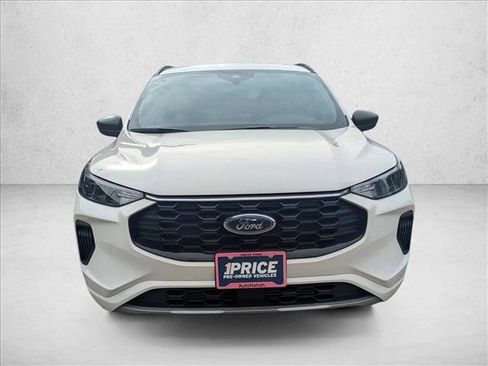 Certified 2024 Ford Escape ST-Line image 8